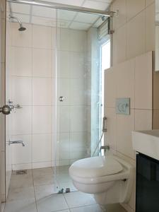 Common Bathroom Image of 750 Sq.ft 2 BHK Apartment / Flat for sale in Godrej Emerald, Thane West Thane for Rs. 8500000