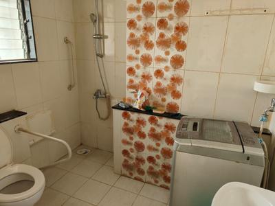 Bathroom Image of 500 Sq.ft 1 BHK Apartment / Flat for sale in Paranjape Forest Trails, Pirangut Pune for Rs. 4500000