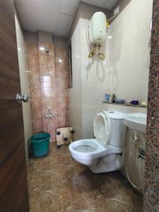 Bathroom Image of 650 Sq.ft 2 BHK Apartment / Flat for sale in Amraiwadi Ahmedabad for Rs. 4635000