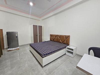Bedroom Image of 900 Sq.ft 1 RK Apartment / Flat for rent in Sector 50 Gurgaon for Rs. 20000