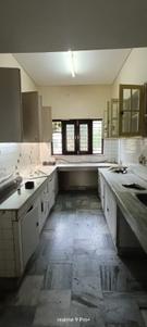 Kitchen Image of 2500 Sq.ft 2 BHK Builder Floor for rent in Sarvapriya Vihar New Delhi for Rs. 100000