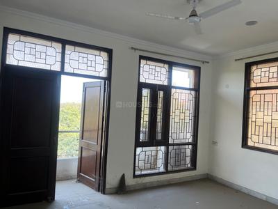 Bedroom Image of 1900 Sq.ft 3 BHK Builder Floor for rent in Mansarover Garden New Delhi for Rs. 40000