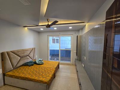 Bedroom Image of 1450 Sq.ft 3 BHK Builder Floor for sale in Janakpuri New Delhi for Rs. 25000000