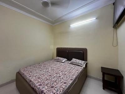 Bedroom Image of 800 Sq.ft 2 BHK Builder Floor for sale in Sri Niwaspuri New Delhi for Rs. 12000000