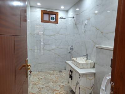 Bathroom Image of 1450 Sq.ft 3 BHK Builder Floor for sale in Janakpuri New Delhi for Rs. 21000000