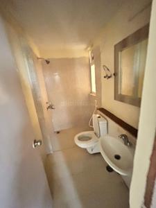 Bathroom Image of 944 Sq.ft 2 BHK Apartment / Flat for sale in Jaypee Kosmos, Sector 134 Noida for Rs. 7500000