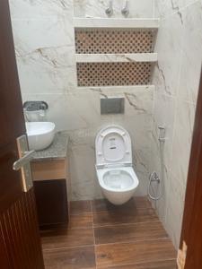 Image of 1143 Sq.ft 3 BHK Builder Floor for sale in Yojana Vihar RWA, Anand Vihar, New Delhi for Rs. 26000000
