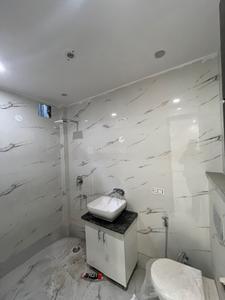 Bathroom Image of 720 Sq.ft 3 BHK Builder Floor for sale in Shalimar Bagh New Delhi for Rs. 16500000