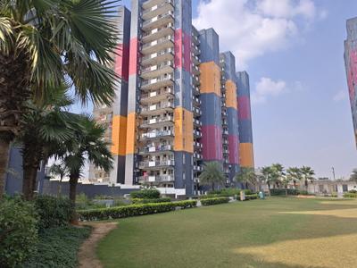 Image of 1312 Sq.ft 3 BHK Apartment / Flat for sale in Dwarkadhish The Cubix, Sector 23, Dharuhera for Rs. 7200000