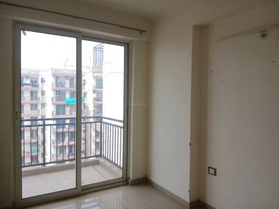 Bedroom Image of 900 Sq.ft 3 BHK Apartment / Flat for sale in ROF Aalayas 1 by ROF Group, Sector 102 Gurgaon for Rs. 9000000