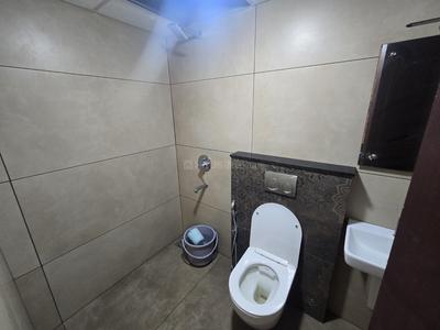 Bathroom Image of 1350 Sq.ft 2 BHK Apartment / Flat for rent in Pottammal Kozhikode for Rs. 40000