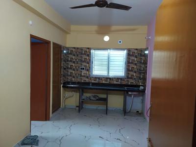 Kitchen Image of 500 Sq.ft 1 BHK Apartment / Flat for rent in Naktala Kolkata for Rs. 8500