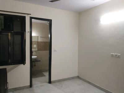 Bedroom Image of 1250 Sq.ft 3 BHK Builder Floor for rent in Vikaspuri Luxury Homes, Vikaspuri New Delhi for Rs. 37000