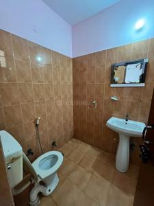 Bathroom Image of 1865 Sq.ft 3 BHK Builder Floor for rent in Sector 50 Noida for Rs. 35000