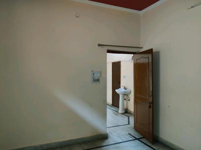 Bedroom Image of 6500 Sq.ft 9 BHK Independent House for sale in Govindpuram Ghaziabad for Rs. 30000000