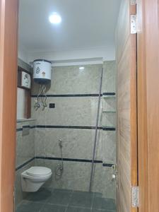 Common Bathroom Image of 1850 Sq.ft 4 BHK Builder Floor for sale in Chhattarpur New Delhi for Rs. 18000000
