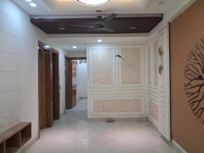 Living Room Image of 1675 Sq.ft 3.5 BHK Apartment / Flat for sale in Sector 102 Noida for Rs. 8550000