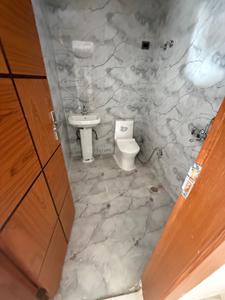 Image of 1750 Sq.ft 4 BHK Apartment / Flat for sale in Sector 73, Noida for Rs. 8495000