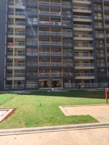 Image of 2000 Sq.ft 4.5 BHK Apartment / Flat for rent in Wadgaon Sheri, Pune for Rs. 80000