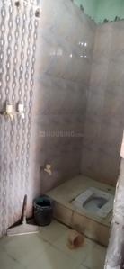 Bathroom Image of 425 Sq.ft 1 BHK Independent House for rent in Mahmoorganj Varanasi for Rs. 4500