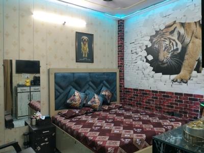 Bedroom Image of 558 Sq.ft 2 BHK Builder Floor for sale in Shahdara New Delhi for Rs. 3500000