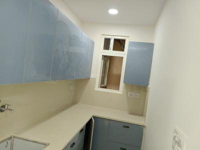 Kitchen Image of 650 Sq.ft 2 BHK Builder Floor for sale in Raja Park Apartment, Shakurpur New Delhi for Rs. 6500000