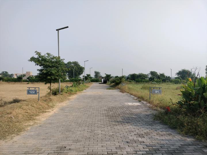 Adore Smart City 2 Main Image 1