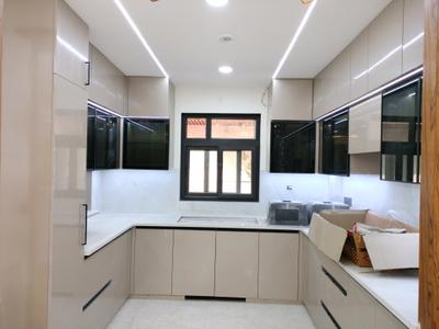 Kitchen Image of 1550 Sq.ft 4 BHK Builder Floor for sale in Deenpur New Delhi for Rs. 14000000