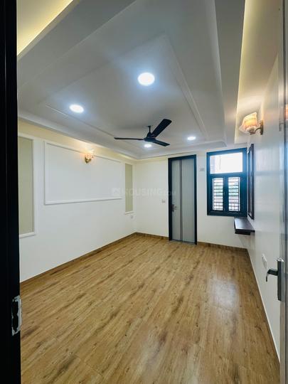 Bhagwati Garden, Dwarka Mor Bedroom 1