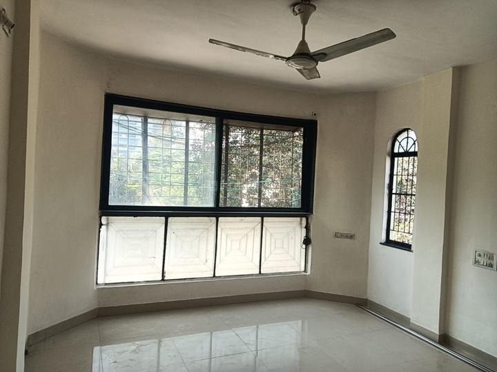 shri apartment aundh Bedroom 1