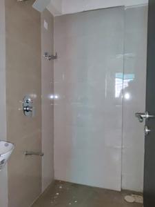Common Bathroom Image of 500 Sq.ft 1 BHK Apartment / Flat for rent in Hiranandani Solitaire, Thane West Thane for Rs. 35000