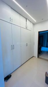 Bedroom Image of 1100 Sq.ft 2 BHK Apartment / Flat for rent in Adani Aster Phase 1, Vaishno Devi Circle Ahmedabad for Rs. 24000