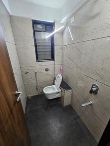 Bathroom Image of 1698 Sq.ft 3 BHK Apartment / Flat for rent in Roongta Preciso, Gangapur Nashik for Rs. 25000
