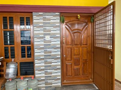 Kitchen Image of 1200 Sq.ft 2 BHK Independent House for rent in Varanasi Bengaluru for Rs. 24000