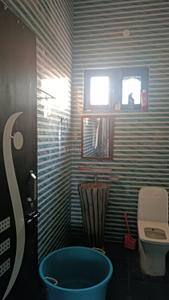 Bathroom Image of 1800 Sq.ft 3 BHK Independent House for rent in Mishriwala Jammu for Rs. 15000