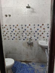 Bathroom Image of 1200 Sq.ft 3 BHK Apartment / Flat for rent in Zingabai Takli Nagpur for Rs. 16000