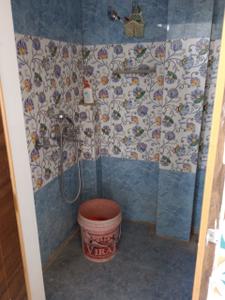 Bathroom Image of 1150 Sq.ft 2 BHK Independent House for rent in Haibat Mau Mawaiya Lucknow for Rs. 10000
