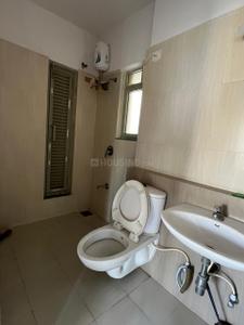 Image of 1750 Sq.ft 2 BHK Apartment / Flat for rent in Adani The Meadows, Shantigram, Ahmedabad for Rs. 24000