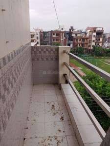 Balcony Image of 650 Sq.ft 1 BHK Builder Floor for rent in Sector 63 A Noida for Rs. 16000
