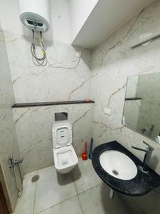 Bathroom Image of 2600 Sq.ft 4 BHK Apartment / Flat for rent in Richards Town Bengaluru for Rs. 150000