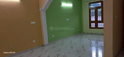 Bedroom Image of 1200 Sq.ft 2 BHK Builder Floor for rent in Gomti Nagar Lucknow for Rs. 18000