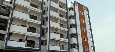 Image of 1250 Sq.ft 2 BHK Apartment / Flat for sale in Golden Lake Way, Kompally, Hyderabad for Rs. 6750000