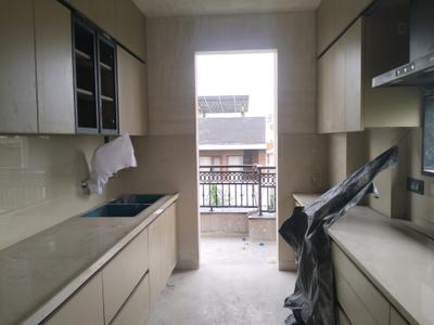 Kitchen Image of 2250 Sq.ft 4 BHK Builder Floor for rent in Paschim Vihar New Delhi for Rs. 100000
