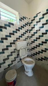 Bathroom Image of 1040 Sq.ft 3 BHK Apartment / Flat for sale in Bansdroni Kolkata for Rs. 4368000