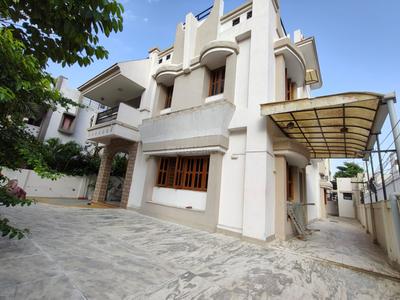 Image of 3150 Sq.ft 4 BHK Independent House for sale in South Bopal, Ahmedabad for Rs. 50000000