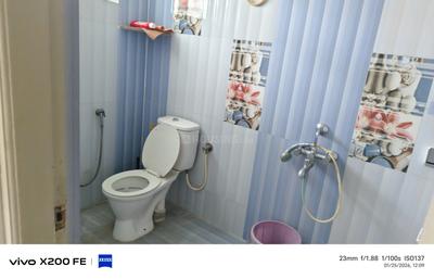 Bathroom Image of 1250 Sq.ft 2 BHK Apartment / Flat for rent in C V Raman Nagar Bengaluru for Rs. 40000