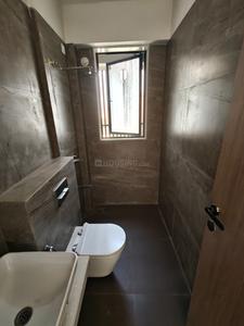 Bathroom Image of 985 Sq.ft 2 BHK Apartment / Flat for sale in Matunga East Mumbai for Rs. 47500000