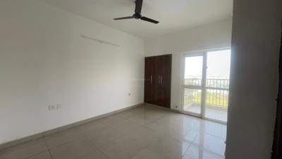 Bedroom Image of 975 Sq.ft 2 BHK Apartment / Flat for sale in Panchsheel Pinnacle, Noida Extension Greater Noida for Rs. 7800000