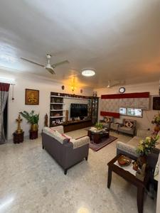 Hall Image of 2400 Sq.ft 4.5 BHK Apartment / Flat for sale in Magarpatta Laburnum Park, Magarpatta City Pune for Rs. 40000000