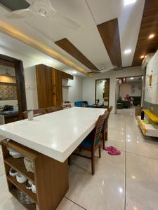 Bedroom Image of 2340 Sq.ft 3 BHK Apartment / Flat for sale in Bodakdev Ahmedabad for Rs. 22500000